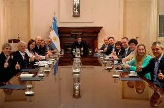 Milei reúne a su Gabinete tras el Tedeum y en medio de tensiones internas