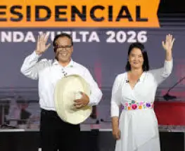 Perú elige entre Keiko Fujimori y Roberto Sánchez en un balotaje polarizado