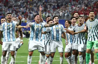 La Selección argentina impulsa a Lali Espósito para interpretar el Himno ante España