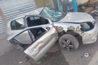 Una conductora fue hospitalizada tras chocar contra un pilar en Pocito